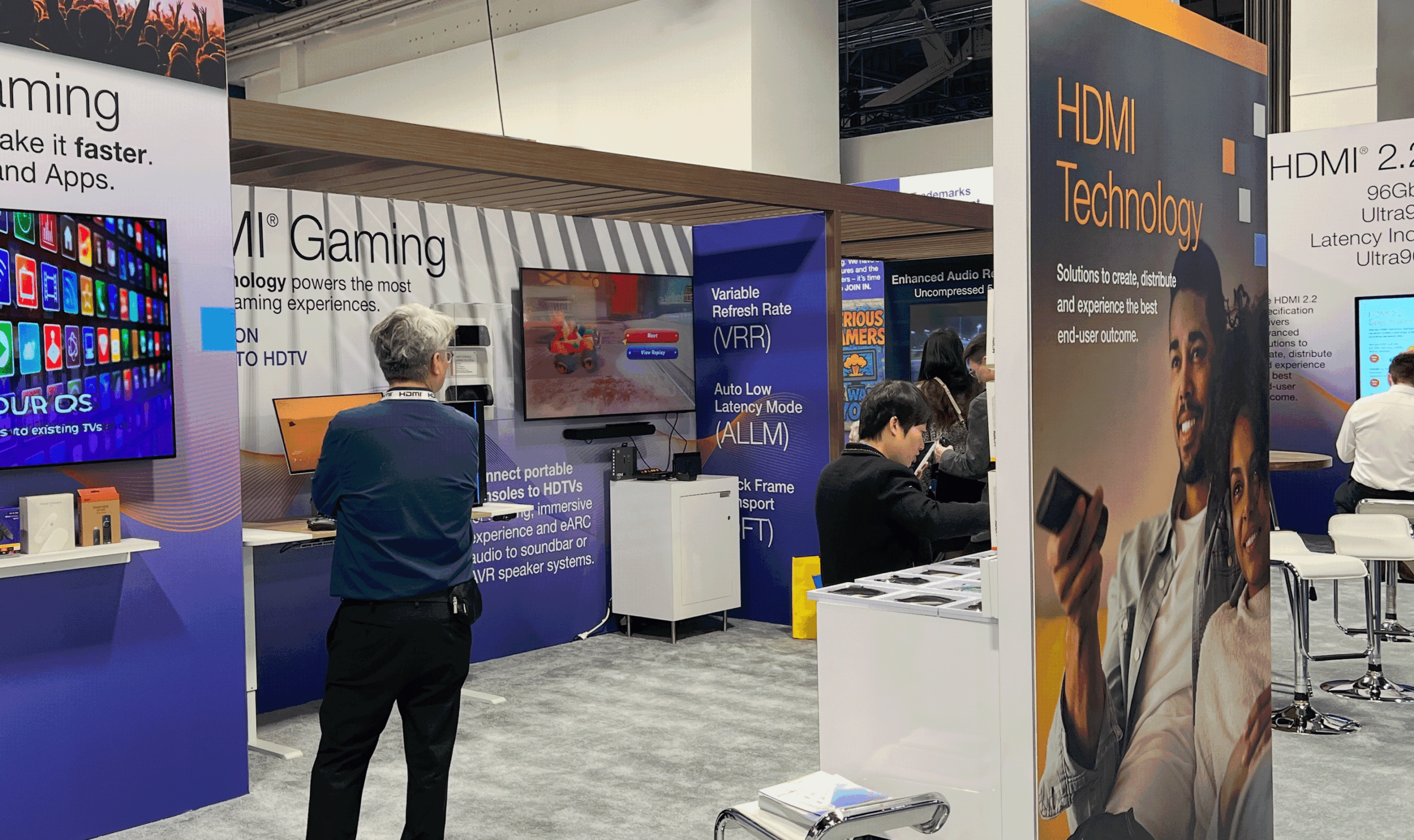 hdmi-ces-26-tradeshow-6